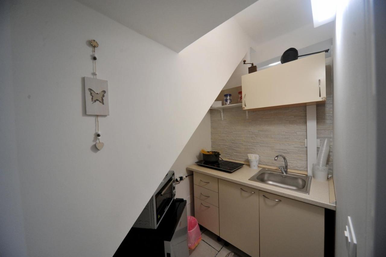 Pietra Bianca Appartment Bari Zewnętrze zdjęcie